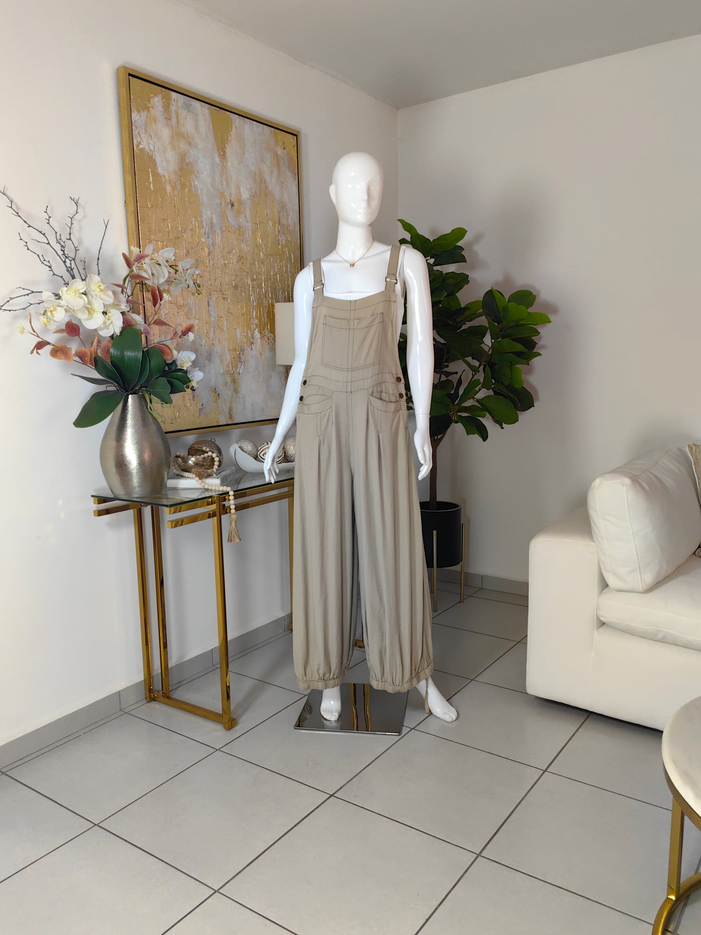 Jumpsuit beige