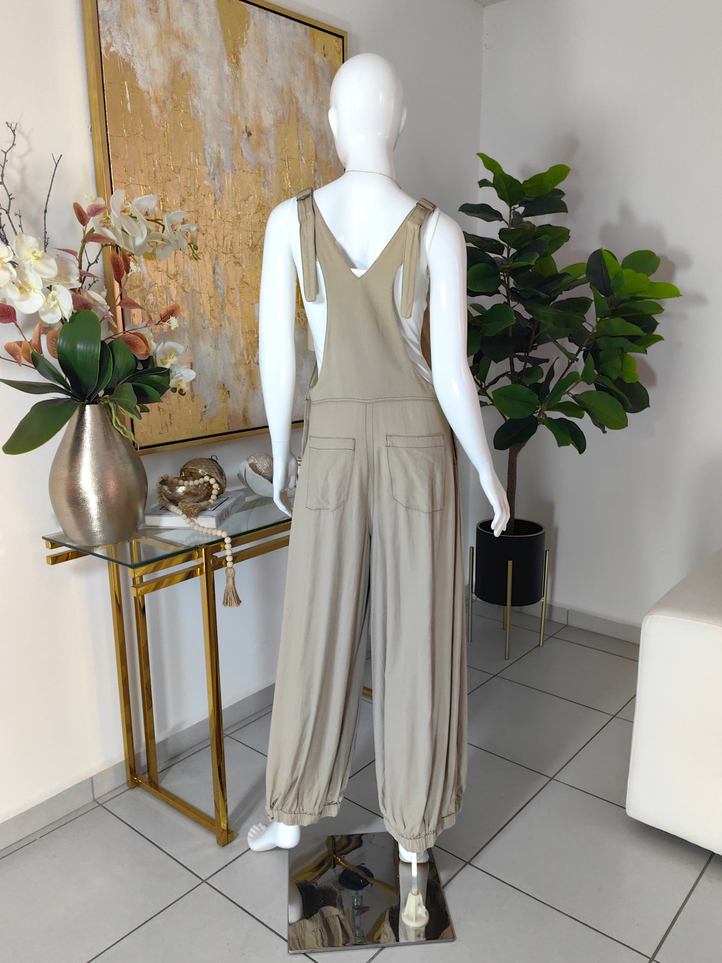 Jumpsuit beige